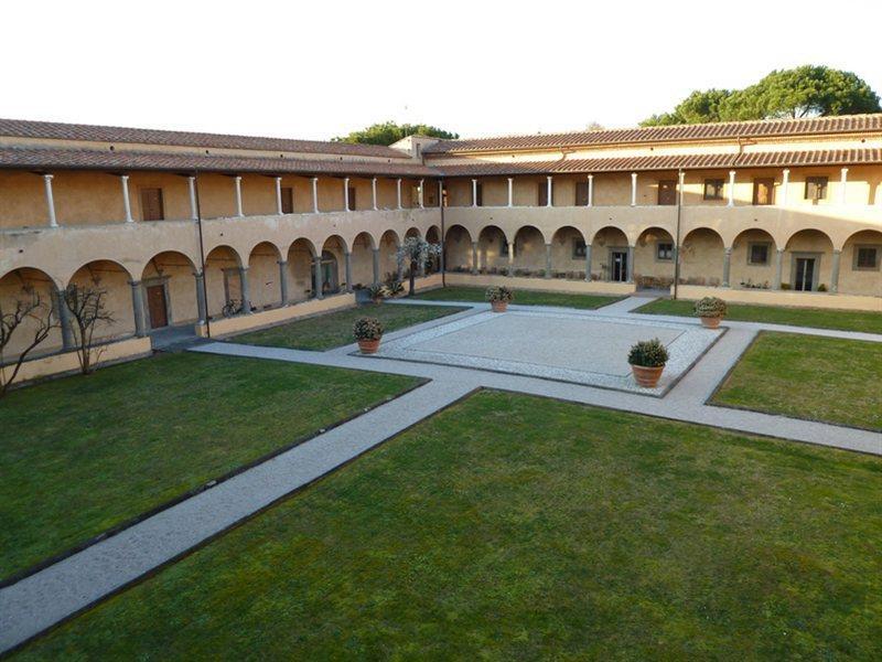Отель Santa Croce In Fossabanda Пиза